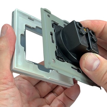 Рулонные шторы и шторы Switch White Glass MIUUN