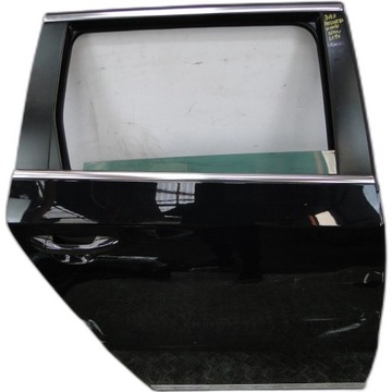 фото thumb №1, Двері правий зад vw passat b7 3aa 3af універсал lc9x пошкоджені