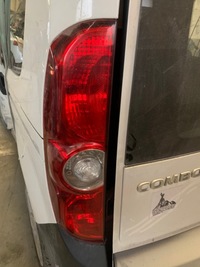 фото thumb №1, Лампа задняя левая opel combo ii fiat doblo