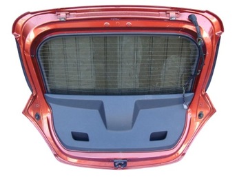 Стекло крышки багажника Opel Corsa D 3D