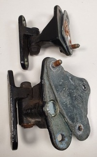 фото thumb №2, Петлі двері лівий задня mercedes r-kl w251 пара