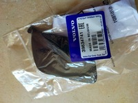 фото thumb №1, Volvo v40 ii r-design заглушка болт hak фаркоп перед передня 39834741