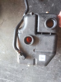 фото thumb №1, Maserati levante бачок расширительный