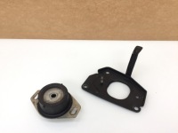 фото thumb №1, Citroen ds4 2.0hdi кронштейн подушка коробки