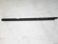 фото thumb №1, Renault trafic iii 1.6 dci 2014- молдинг уплотнитель внутренняя правый перед