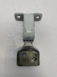 фото thumb №1, Renalut master iii петля дверь передних правых