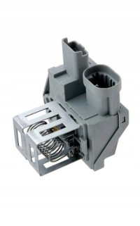 фото thumb №1, Резистор вентилятора dacia duster 2010 -