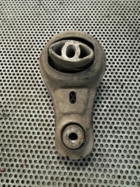 фото thumb №2, Лапи подушка двигателя renault master iii 2.3 112388746r