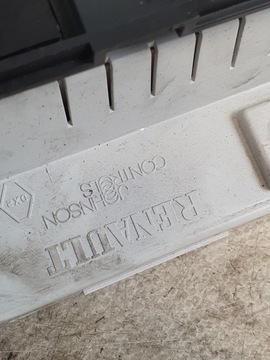 фото thumb №8, Дисплей оригінальний номер 8200722451 renault thalia ii 10r.