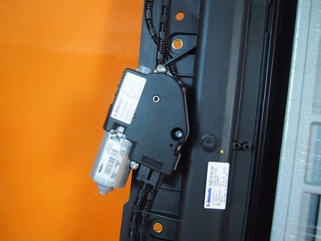 фото thumb №10, Audi a5 8t люк комплектный ролета двигатель 12km 8t8959591 / 8t8877041e