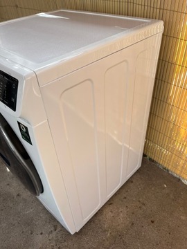 Стирально-сушильная машина Samsung WD81N642OOW/EG 8кг/5кг