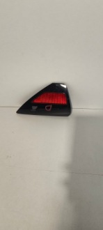 фото thumb №1, Відбивач лампи правий задня tesla model 3