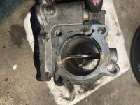 фото thumb №3, 79 renault koleos ii 2.0 dci дроссельная заслонка 8200987453