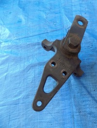 фото thumb №1, Кронштейн ресора лівий renault premium 440dxi