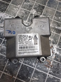 фото thumb №1, Датчик подушка безпеки 13181977 opel astra h