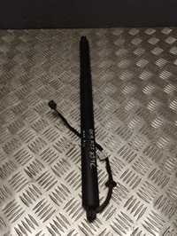 фото thumb №9, Porsche macan 95b привід амортизатор кришки 95b827851c