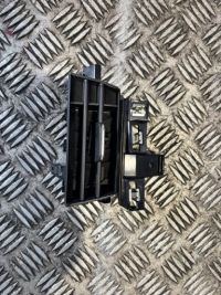 Купити Renault clio v решітка повітровід ліва 687515357r, фото thumb