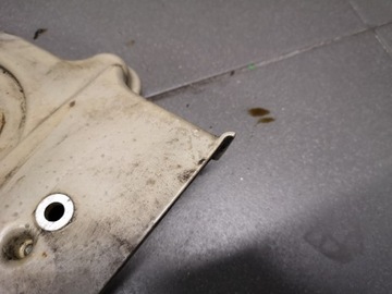 фото thumb №5, Корпус розподільний вал audi a8 d2 3.7 aew 077109146