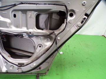 фото thumb №14, Toyota avensis ii t25 универсал дверь правые зад задние лак 1c0