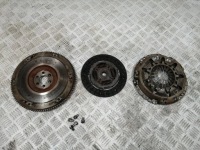 фото thumb №1, 108 citroen c1 ii aygo 1.0 1kr-b52 зчеплення притиск + диск