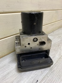 фото thumb №1, Bmw 5 e60 насос abs 6783370 6783368