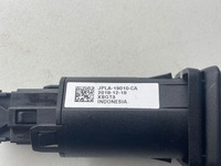 фото thumb №5, Land rover range rover sport l494 разъём usb jpla19010ca