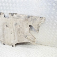 Tesla model 3 2019 накладка средняя подвеска Недорого, фото thumb