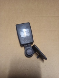фото thumb №1, Застёжка ремней правые зад 401266978 opel corsa e