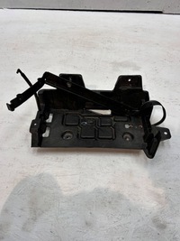 фото thumb №1, Dodge charger 6.4 hemi 15- основание акумулятора