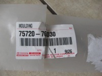 Молдинг двері - лівий перед - lexus ux Оригінал, фото thumb