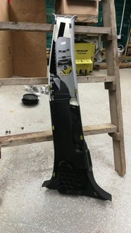 фото thumb №8, Mercedes w211 защита обшивка стойка правая ładna !