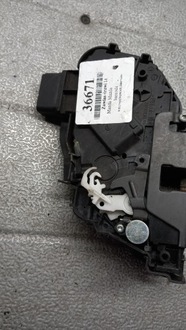 фото thumb №1, Замок лівий задня mazda 3 240015003 10pin