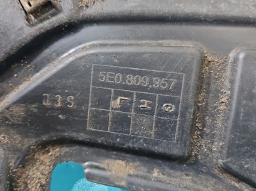 фото thumb №8, Підкрилок перед ліві skoda octavia iii 5e0809957