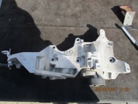 Купить Кронштейн основание генератора vw audi 03l903143k, фото thumb