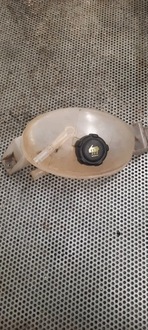 фото thumb №1, Бачок жидкость 3217100015r renault master