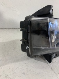 Tesla model 3 3 правий протитуманна фара led поворотник в Україні, фото thumb