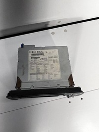 фото thumb №9, Audi tt tts 8j 2008 8p0 035 192 l rnse plus a3 навигация 2 din