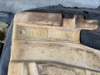 фото thumb №15, Килимок обшивка підлога чорний czarna mercedes w124 kombi 1246804241