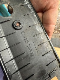 фото thumb №7, Захист замка кришки mercedes cl w215 a2157500193