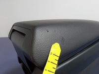 фото thumb №10, Volvo v40 ii туннель средний подлокотник кожа