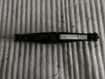 фото thumb №1, Mercedes w166 домкрат підйомник a166580018
