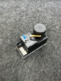 Купити Audi a3 8l помпа замка центрального 8d0862257c, фото thumb