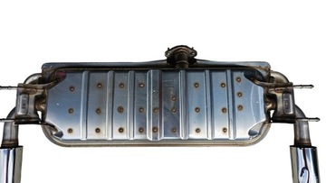 фото thumb №10, Глушник наконечники вихлоп mazda 3 iv 2.0 benz hf24