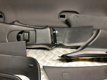 фото thumb №7, Mercedes w176 amg стеля стеля чорна комплект стійки