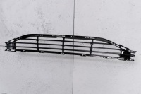 Volvo v40 ii 2012-2019 решітка середня передній бампера 31283743 Зі Шроту, фото thumb