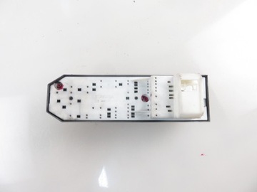 фото thumb №7, Панель стекло toyota auris i e15 192835