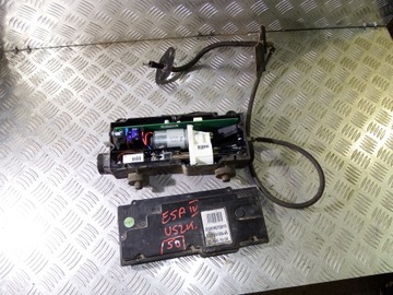 фото thumb №1, Тормоз ручной модуль электрический renault espace iv 8200418646 повреждённый