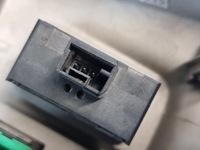 фото thumb №14, Панель регулировки зеркал высоты света оригинальный номер 9674382577 peugeot 301 16r