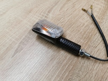 Kierunkowskazy mini carbon białe 4szt +klosz 23W