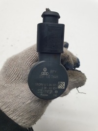 фото thumb №6, Молдинг впрыскная seat exeo 2.0 tdi 057130764h